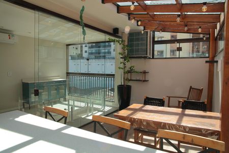 Apartamento à venda com 88m², 2 quartos e 2 vagasÁrea Gourmet 