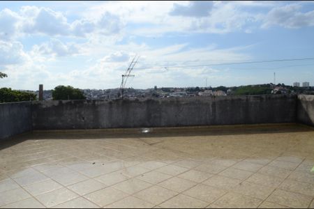 Casa à venda com 250m², 2 quartos e 2 vagasTerraço