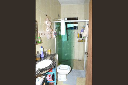 Casa à venda com 250m², 2 quartos e 2 vagasBanheiro Social