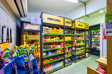 Apartamento para alugar com 35m², 1 quarto e sem vagaMercado 24 Horas