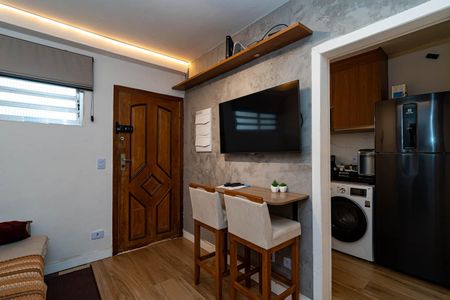 Sala de apartamento à venda com 2 quartos, 42m² em Cerqueira César, São Paulo