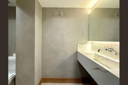 Apartamento à venda com 161m², 3 quartos e 3 vagasLavabo 