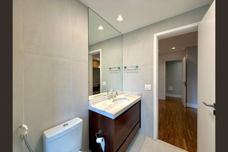 Apartamento à venda com 161m², 3 quartos e 3 vagasBanheiro 2 Suíte 