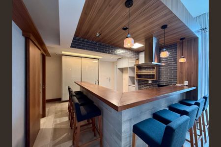 Apartamento à venda com 161m², 3 quartos e 3 vagasCozinha 