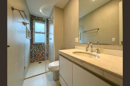 Apartamento à venda com 161m², 3 quartos e 3 vagasBanheiro Social 