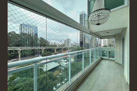 Apartamento à venda com 161m², 3 quartos e 3 vagasSacada