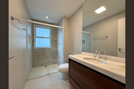 Apartamento à venda com 161m², 3 quartos e 3 vagasBanheiro 2 Suíte 