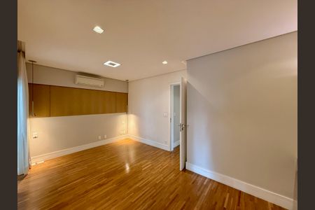 Apartamento à venda com 161m², 3 quartos e 3 vagasSuíte 