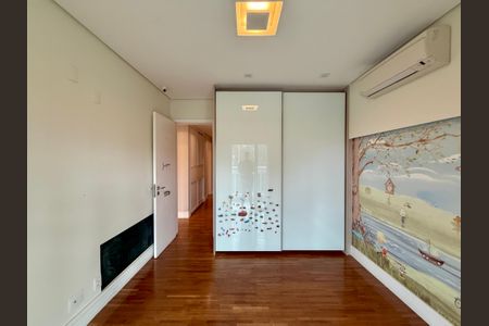 Apartamento à venda com 161m², 3 quartos e 3 vagasQuarto 2