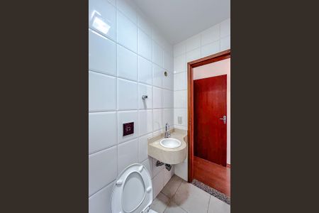 Casa à venda com 196m², 4 quartos e 3 vagasLavabo