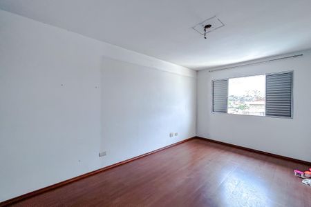 Casa à venda com 196m², 4 quartos e 3 vagasSuite