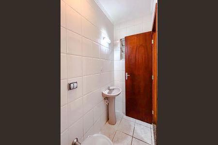 Casa à venda com 196m², 4 quartos e 3 vagasBanheiro de serviço