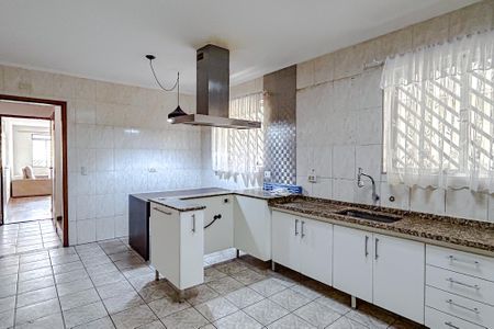 Casa à venda com 196m², 4 quartos e 3 vagasCozinha