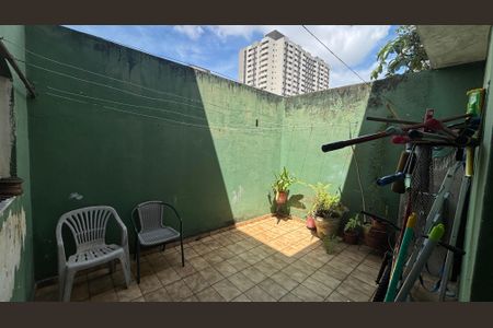 Casa à venda com 171m², 3 quartos e 3 vagasQuintal