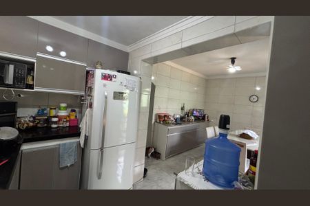 Casa à venda com 171m², 3 quartos e 3 vagasCozinha