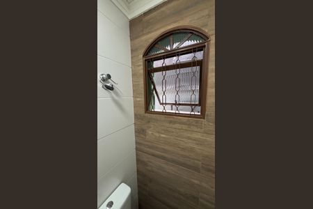 Casa à venda com 171m², 3 quartos e 3 vagasLavabo