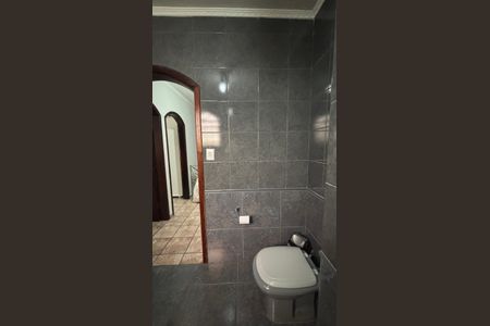 Casa à venda com 171m², 3 quartos e 3 vagasBanheiro