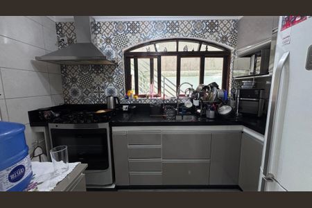 Casa à venda com 171m², 3 quartos e 3 vagasCozinha