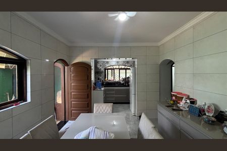 Casa à venda com 171m², 3 quartos e 3 vagasCozinha