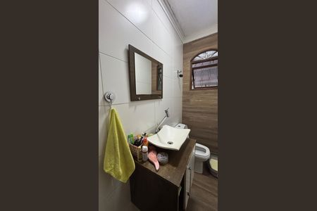 Casa à venda com 171m², 3 quartos e 3 vagasLavabo