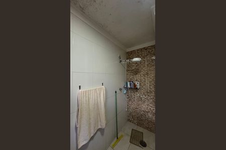 Casa à venda com 171m², 3 quartos e 3 vagasBanheiro da Suíte