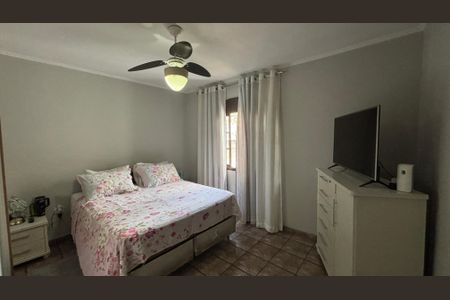 Casa à venda com 171m², 3 quartos e 3 vagasSuite