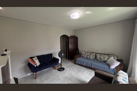 Casa à venda com 171m², 3 quartos e 3 vagasSala