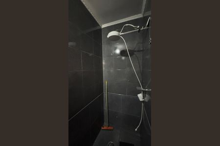 Casa à venda com 171m², 3 quartos e 3 vagasBanheiro