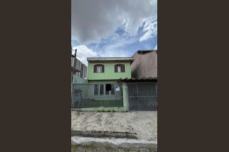 Casa à venda com 171m², 3 quartos e 3 vagasFachada