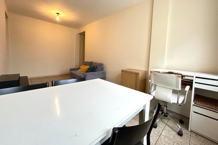 Sala de apartamento para alugar com 2 quartos, 73m² em Itacorubi, Florianópolis