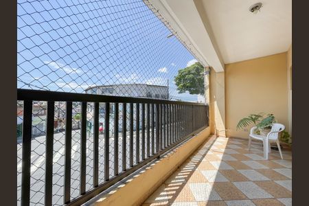 Sacada de casa para alugar com 4 quartos, 280m² em Veloso, Osasco