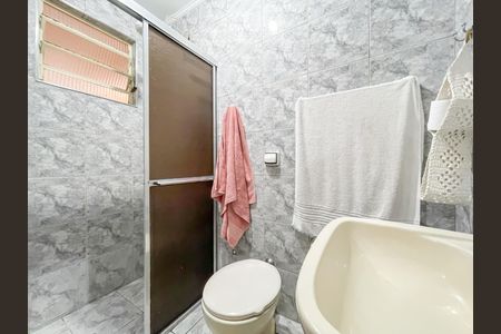 Casa à venda com 280m², 4 quartos e 2 vagasBanheiro da Suíte 1