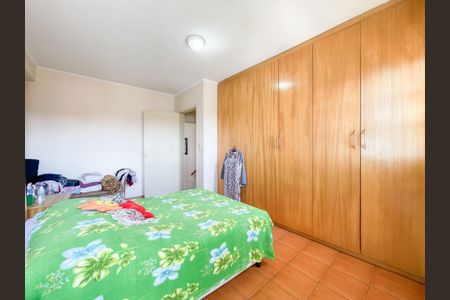 Casa à venda com 280m², 4 quartos e 2 vagasSuíte 2