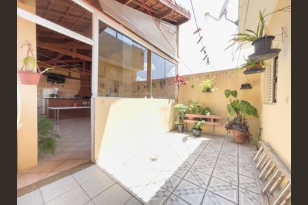 Casa à venda com 280m², 4 quartos e 2 vagasQuintal