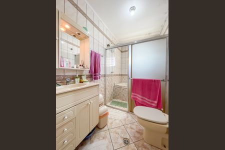 Casa à venda com 280m², 4 quartos e 2 vagasBanheiro da Suíte 2