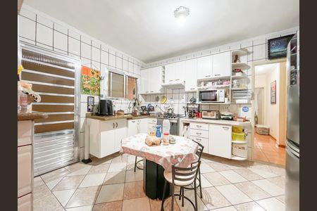 Casa à venda com 280m², 4 quartos e 2 vagasCopa e Cozinha