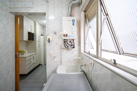 Apartamento à venda com 83m², 3 quartos e 2 vagasÁrea de serviço