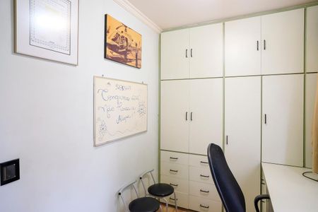 Apartamento à venda com 83m², 3 quartos e 2 vagasQuarto 3