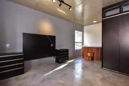 Quarto de apartamento para alugar com 1 quarto, 70m² em Panamby, São Paulo