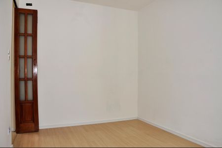 Apartamento para alugar com 55m², 2 quartos e 1 vaga Apartamento para alugar com 55m², 2 quartos e 1 vagaDetalhe - Quarto 01