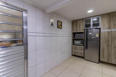 Casa à venda com 220m², 3 quartos e 4 vagas Casa à venda com 220m², 3 quartos e 4 vagasCozinha