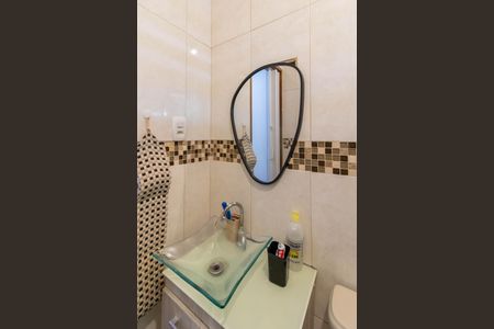 Casa à venda com 220m², 3 quartos e 4 vagas Casa à venda com 220m², 3 quartos e 4 vagasBanheiro