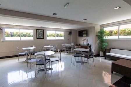 Apartamento para alugar com 64m², 2 quartos e 1 vaga Apartamento para alugar com 64m², 2 quartos e 1 vagaÁrea comum - Salão de festas