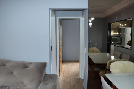 Sala de apartamento para alugar com 2 quartos, 55m² em Jardim Sabiá, Cotia