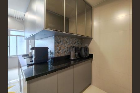 Apartamento à venda com 54m², 1 quarto e 1 vagaCozinha e Área de Serviço