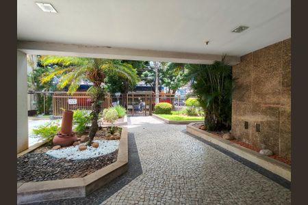 Apartamento à venda com 54m², 1 quarto e 1 vagaFachada e portaria