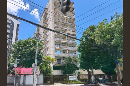 Apartamento à venda com 54m², 1 quarto e 1 vagaFachada e portaria
