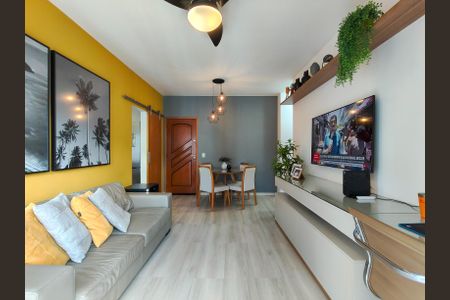 Apartamento à venda com 54m², 1 quarto e 1 vagaSala
