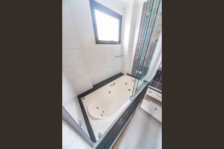 Apartamento para alugar com 94m², 2 quartos e 2 vagas Apartamento para alugar com 94m², 2 quartos e 2 vagasBanheiro do Quarto 2