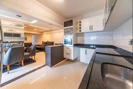 Apartamento para alugar com 94m², 2 quartos e 2 vagas Apartamento para alugar com 94m², 2 quartos e 2 vagasCozinha